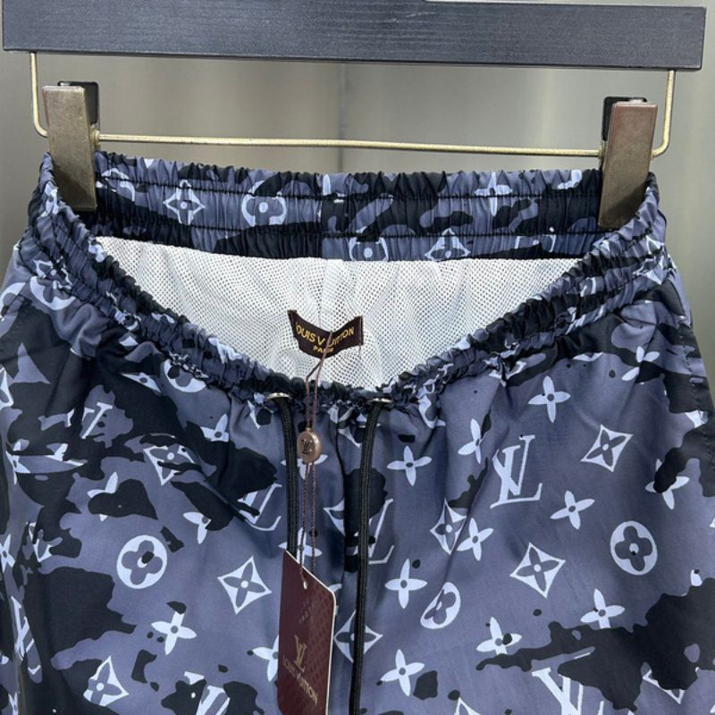 LV Shorts - Image 5
