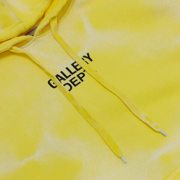 HOODIE - Image 3