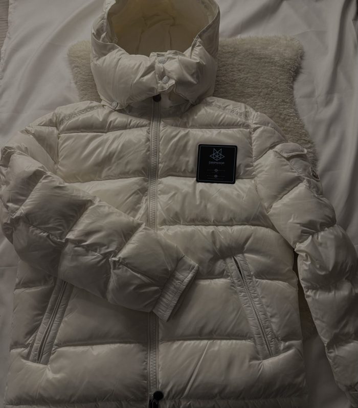 Moncler Jacket | M