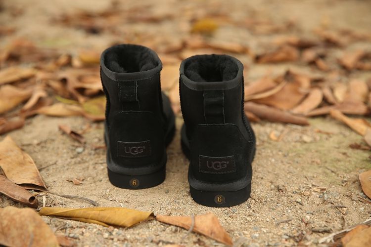 STIVALETTI IN SHEARLING - Image 10