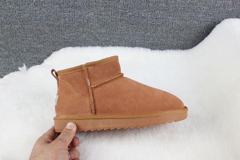 STIVALETTI IN SHEARLING - Image 26