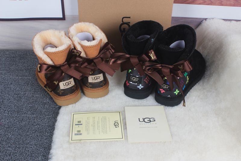STIVALETTI IN SHEARLING - Image 15