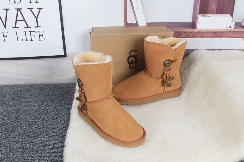 STIVALETTI IN SHEARLING - Image 35