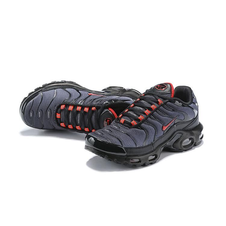 AIR MAX PLUS TN ‘GRADIENT RED’ - Image 3