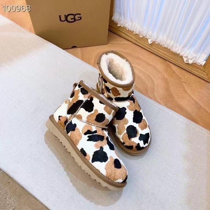 STIVALETTI IN SHEARLING - Image 18