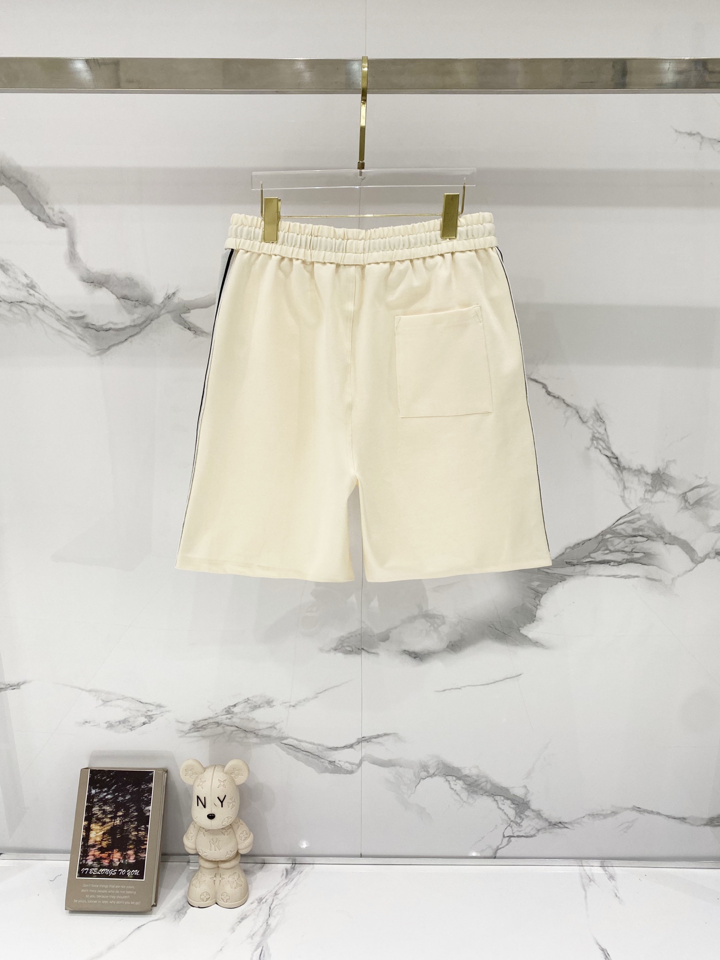 SHORTS - Image 3