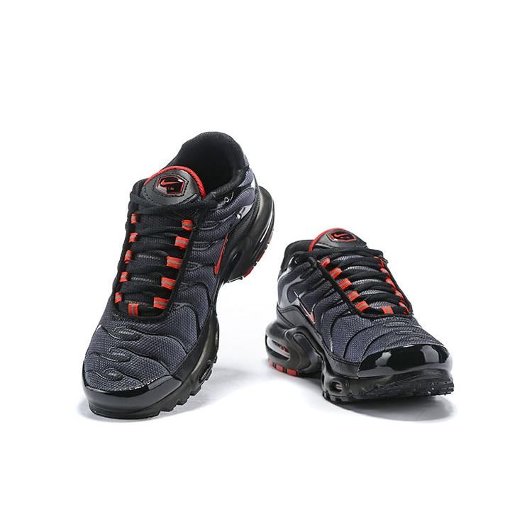 AIR MAX PLUS TN ‘GRADIENT RED’ - Image 2