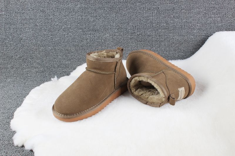 STIVALETTI IN SHEARLING