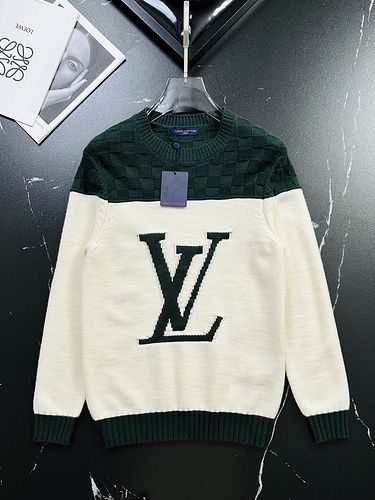LV sweatshirt