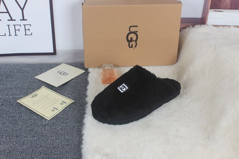 STIVALETTI IN SHEARLING - Image 15
