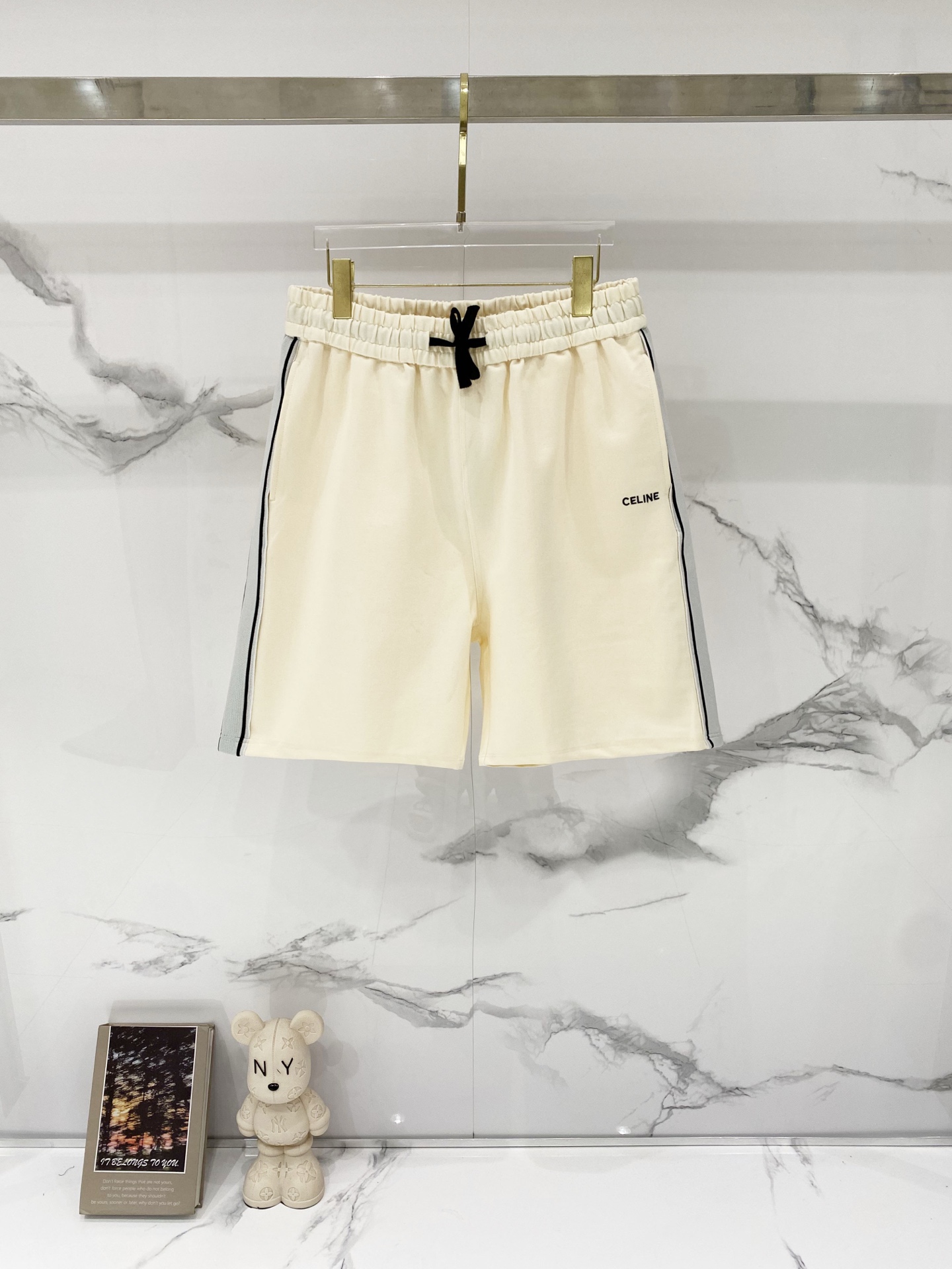 SHORTS - Image 2