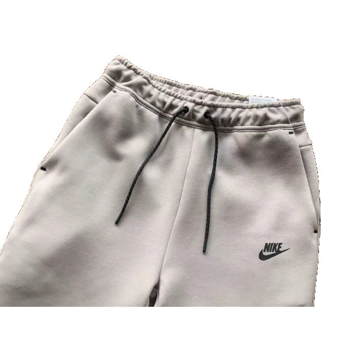 NK TECH SHORTS – LIGHT GREY - Image 3