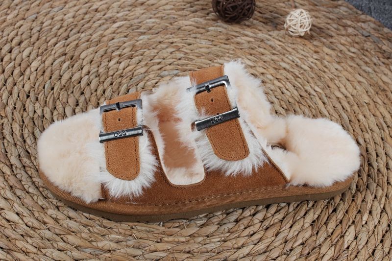 STIVALETTI IN SHEARLING - Image 30