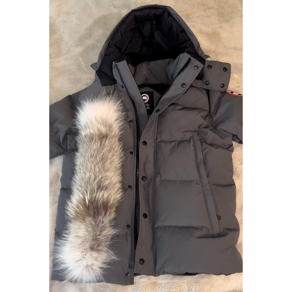 CND Goose Jacket Grey Graphite with FUR - Image 2