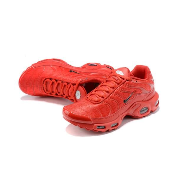 AIR MAX PLUS TN ‘VALENTINE’S DAY’ - Image 2