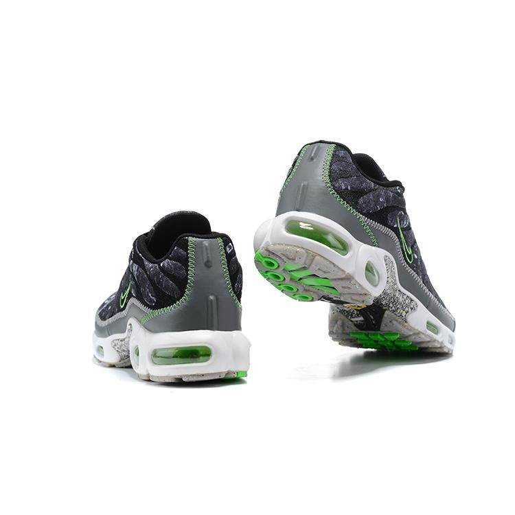 AIR MAX PLUS TN ‘CRATER’ - Image 2