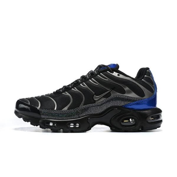 AIR MAX PLUS TN ‘BLACK METALLIC’