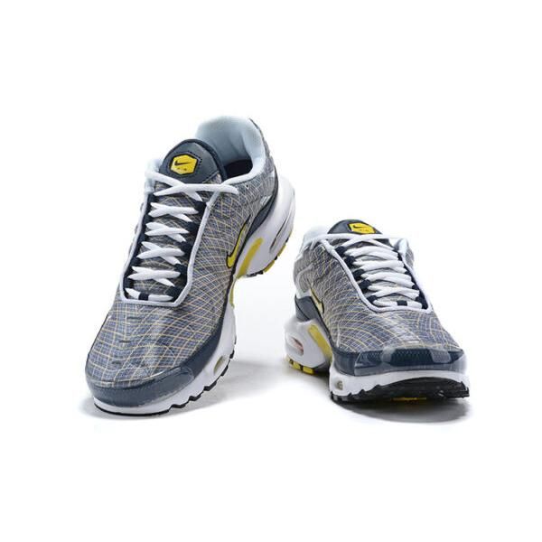 AIR MAX PLUS TN ‘MIDNIGHT YELLOW’ - Image 2
