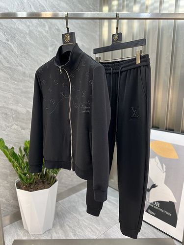 tracksuit