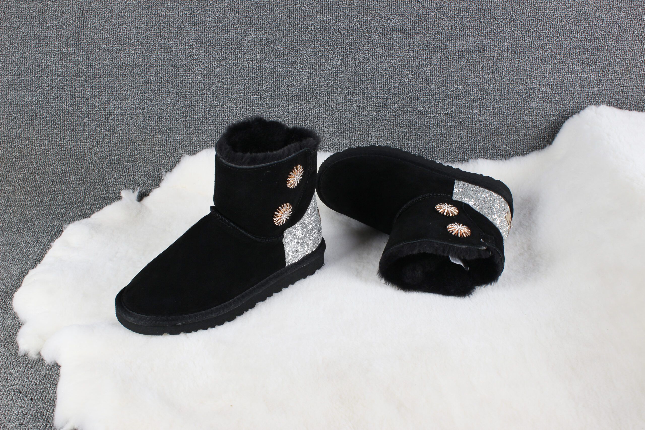 STIVALETTI IN SHEARLING - Image 21