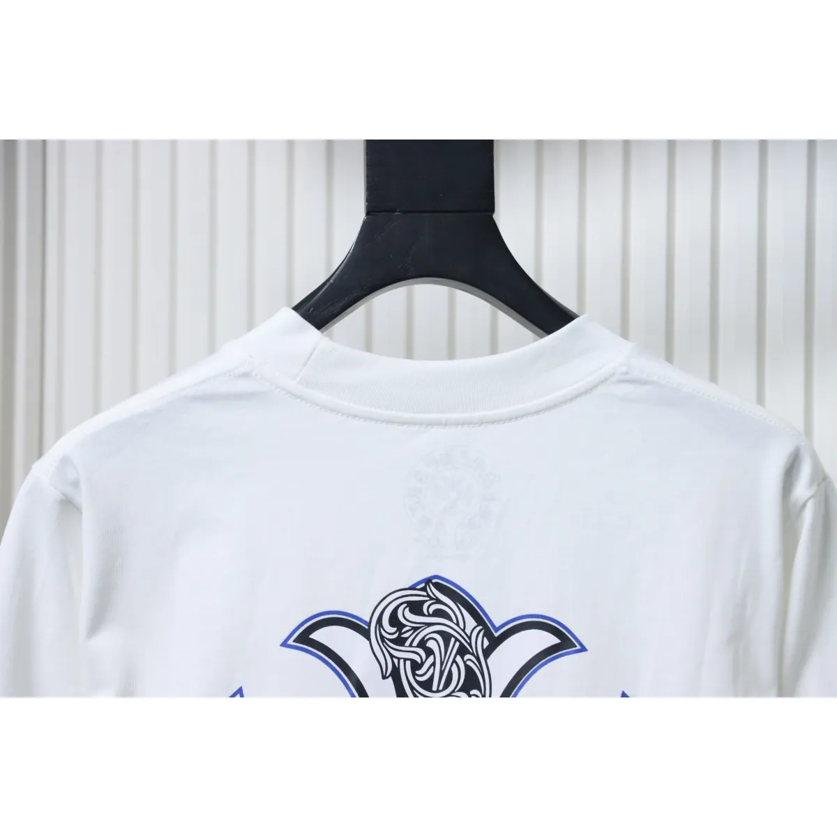 CHRM HRTS Blue Horseshoe Cross Long Sleeve T Shirt White - Image 4