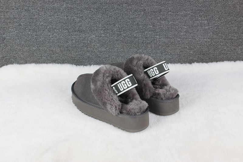 STIVALETTI IN SHEARLING - Image 13