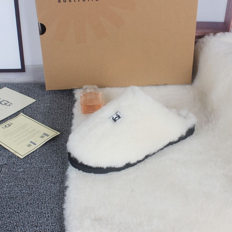 STIVALETTI IN SHEARLING - Image 11