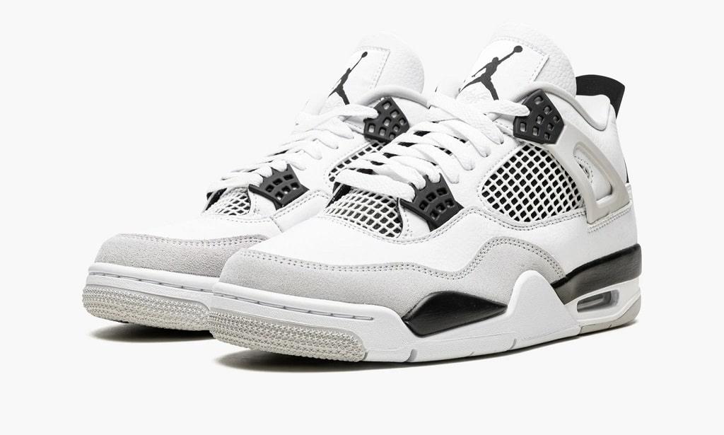 J4 Retro Military Black