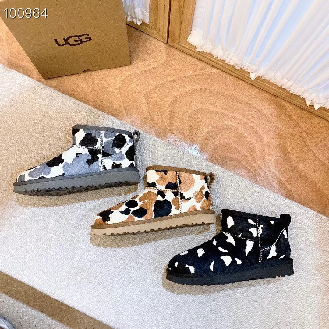 STIVALETTI IN SHEARLING
