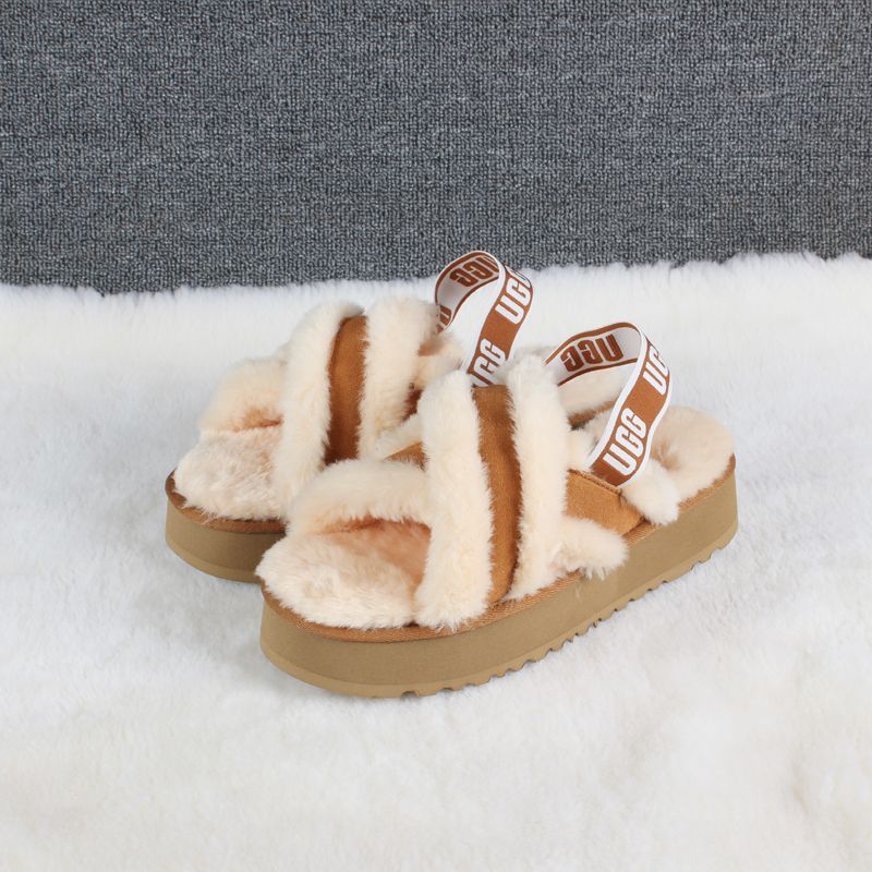 STIVALETTI IN SHEARLING