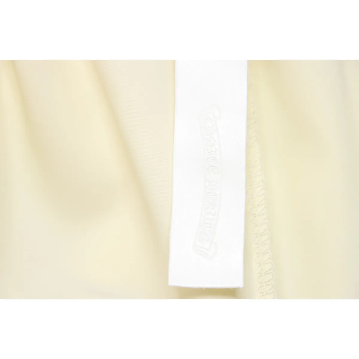 CHRM HRTS Sanskrit Embroidery Shorts Cream - Image 11
