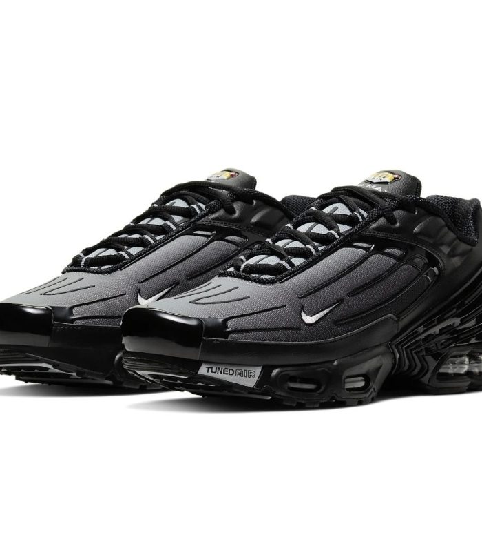TN 3 Nike black and grey