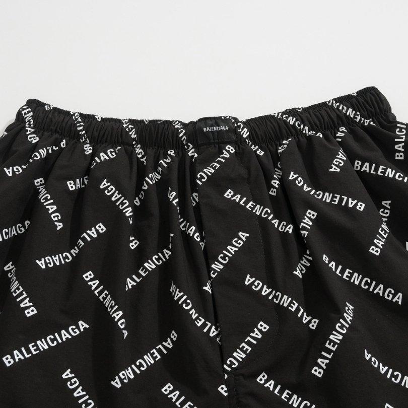 BLNCG Shorts Allover Logo Print - Image 7