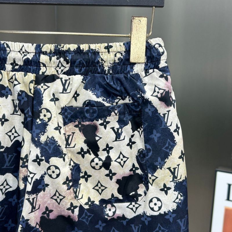 LV Shorts - Image 4