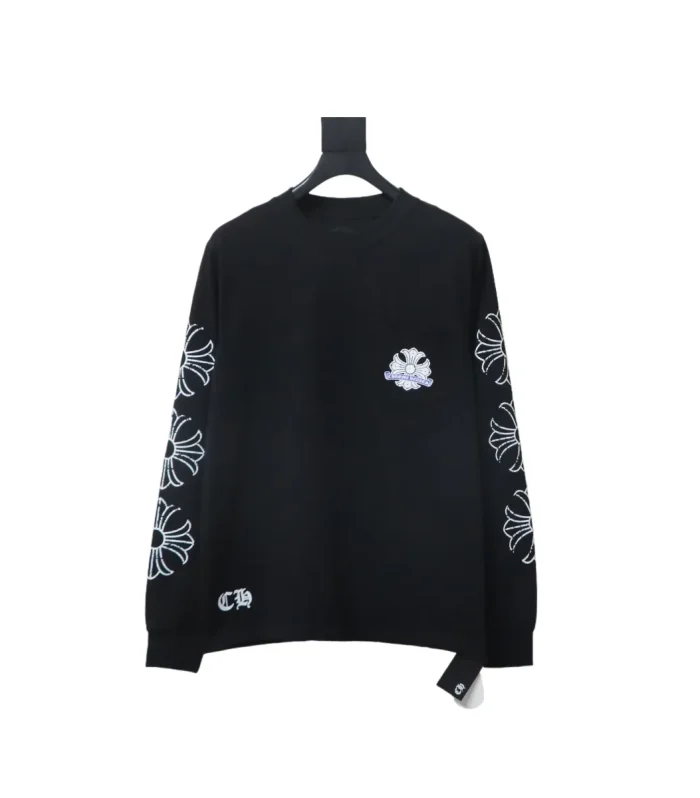 CHRM HRTS Back Damaged Horseshoe Crewneck Long Sleeve T Shirt Black