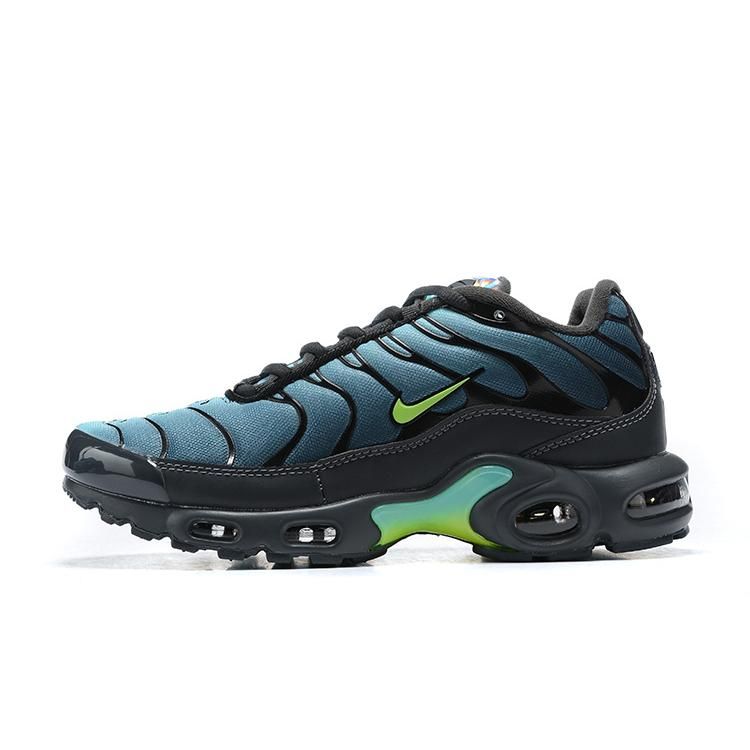 AIR MAX PLUS TN ‘IRIDESCENT’