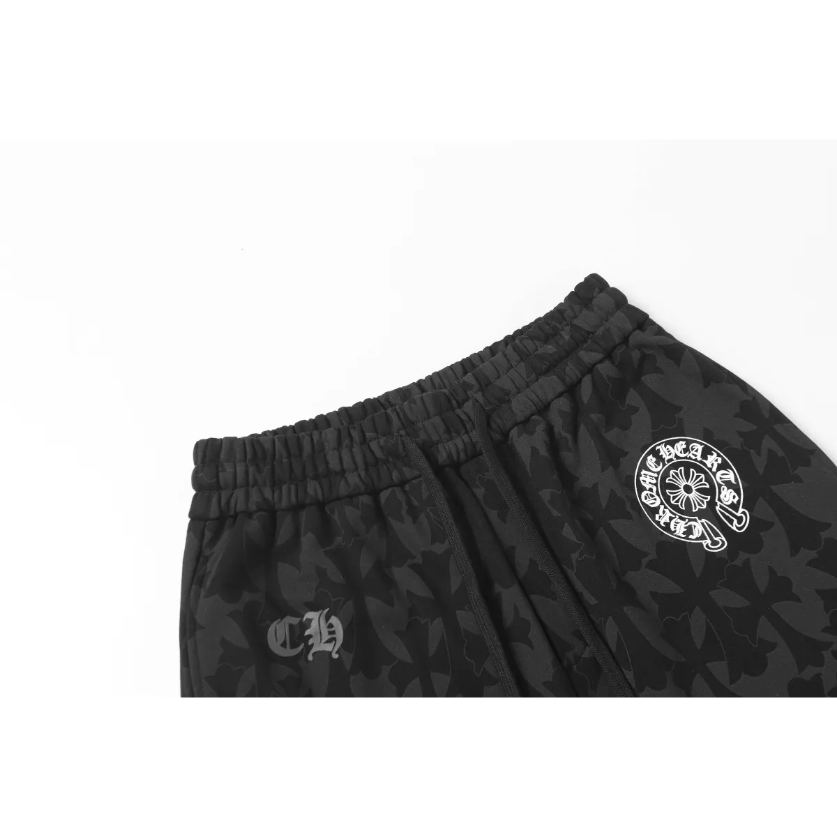 CHRM HRTS Cross Sweatshorts - Image 4