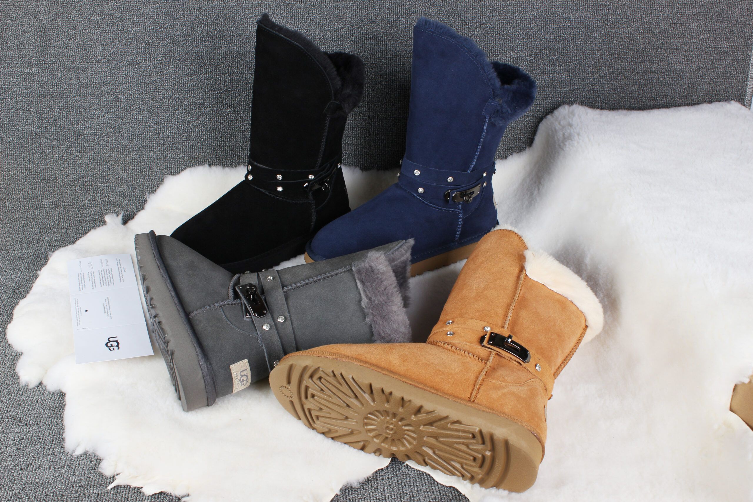 STIVALETTI IN SHEARLING - Image 27