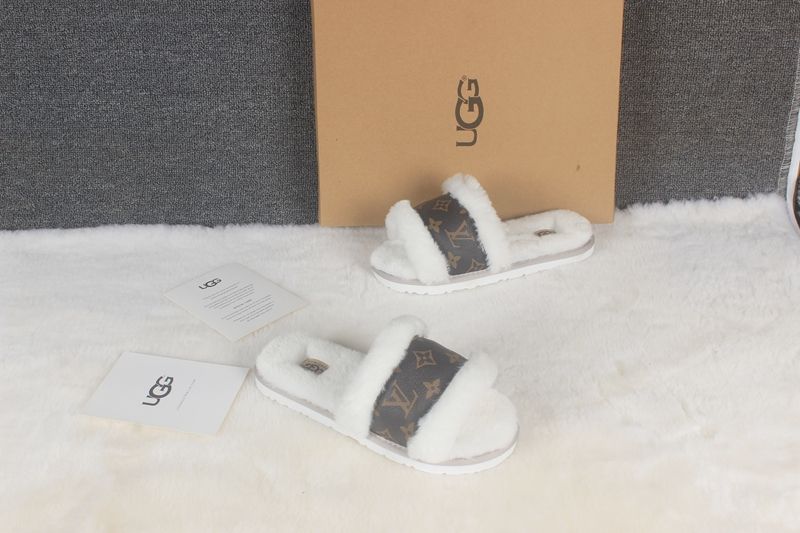 STIVALETTI IN SHEARLING - Image 34