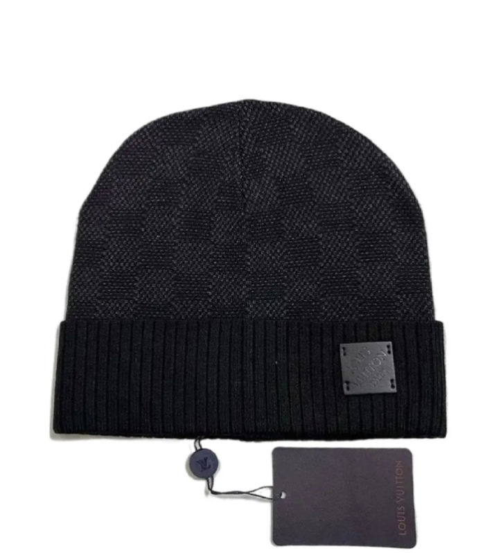 LV Petit Damier Beanie Black