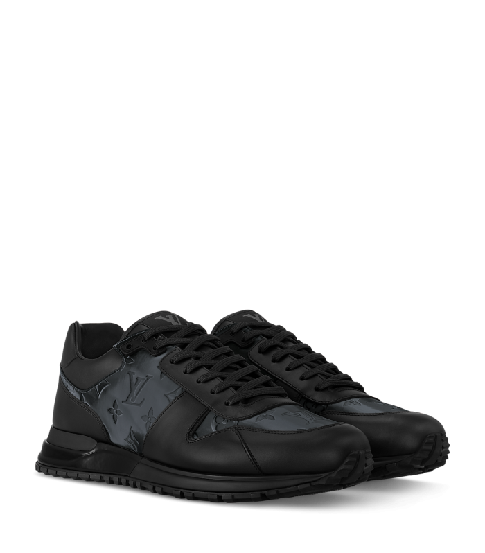 Lv run away