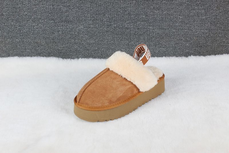 STIVALETTI IN SHEARLING - Image 15