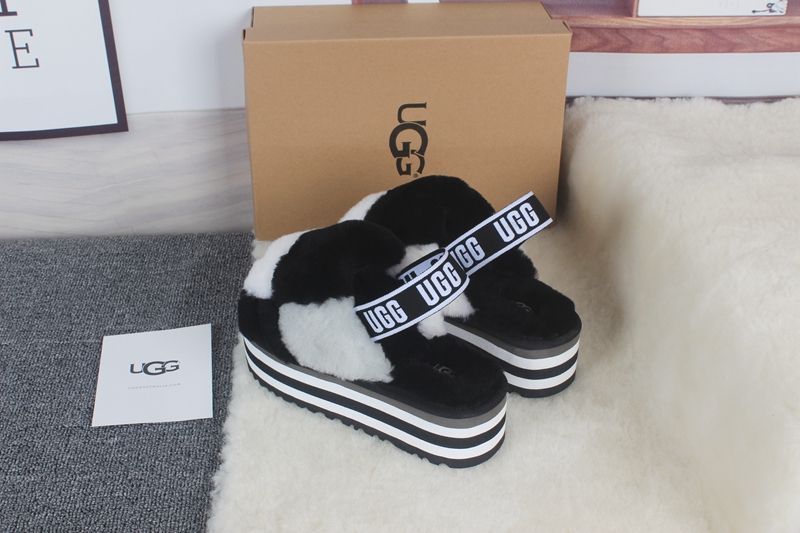 STIVALETTI IN SHEARLING - Image 36