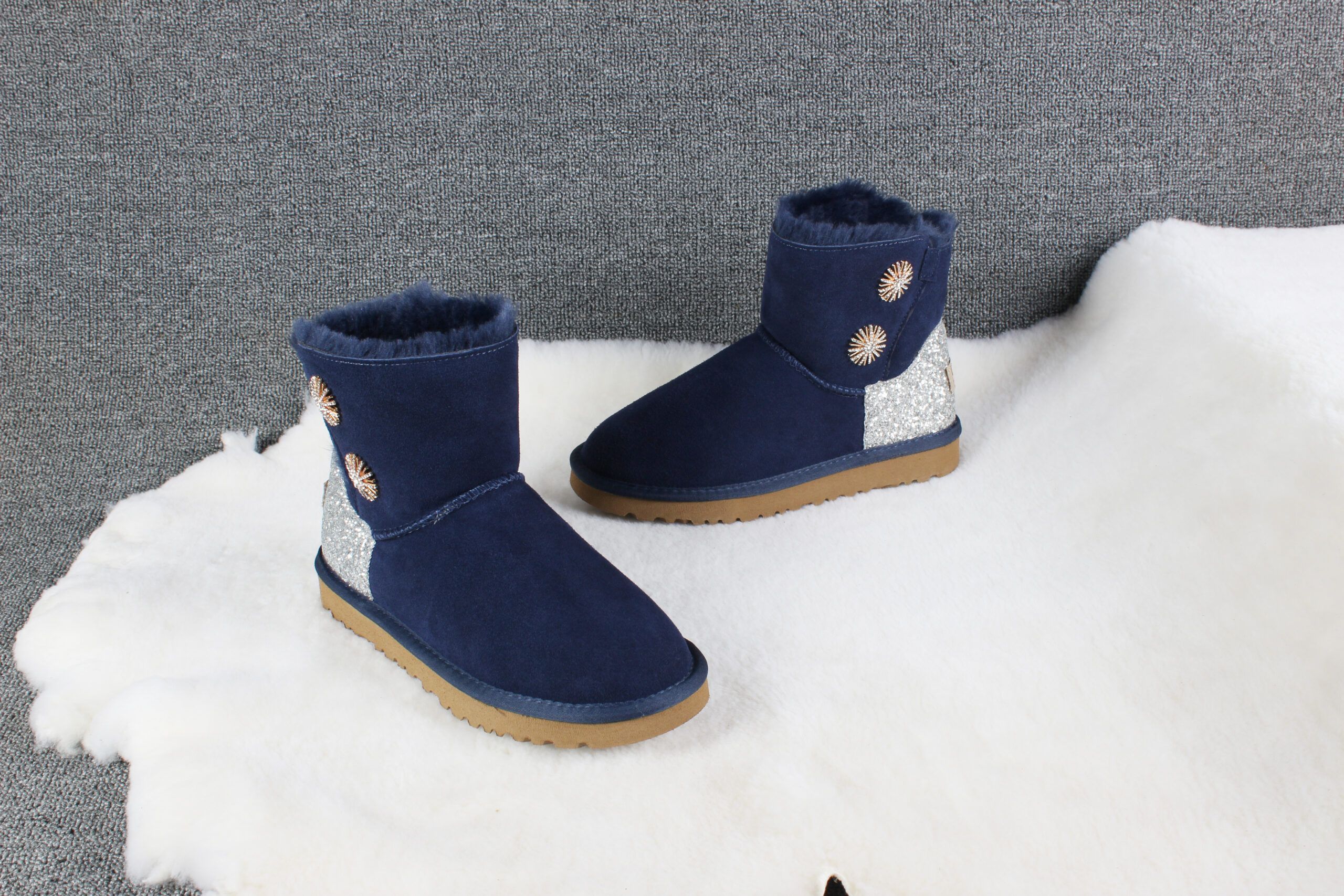 STIVALETTI IN SHEARLING - Image 16