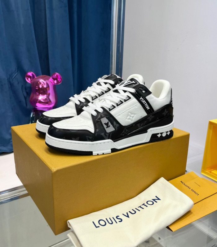 LV TRAINER
