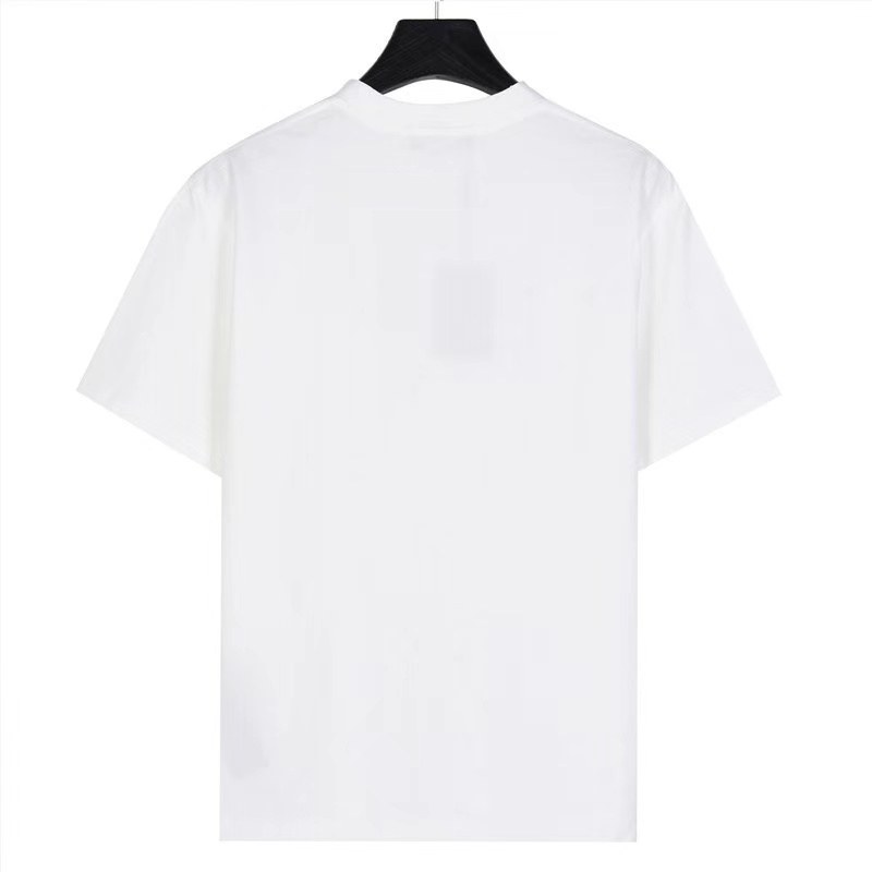 BRBRY T-shirt London England - Image 7