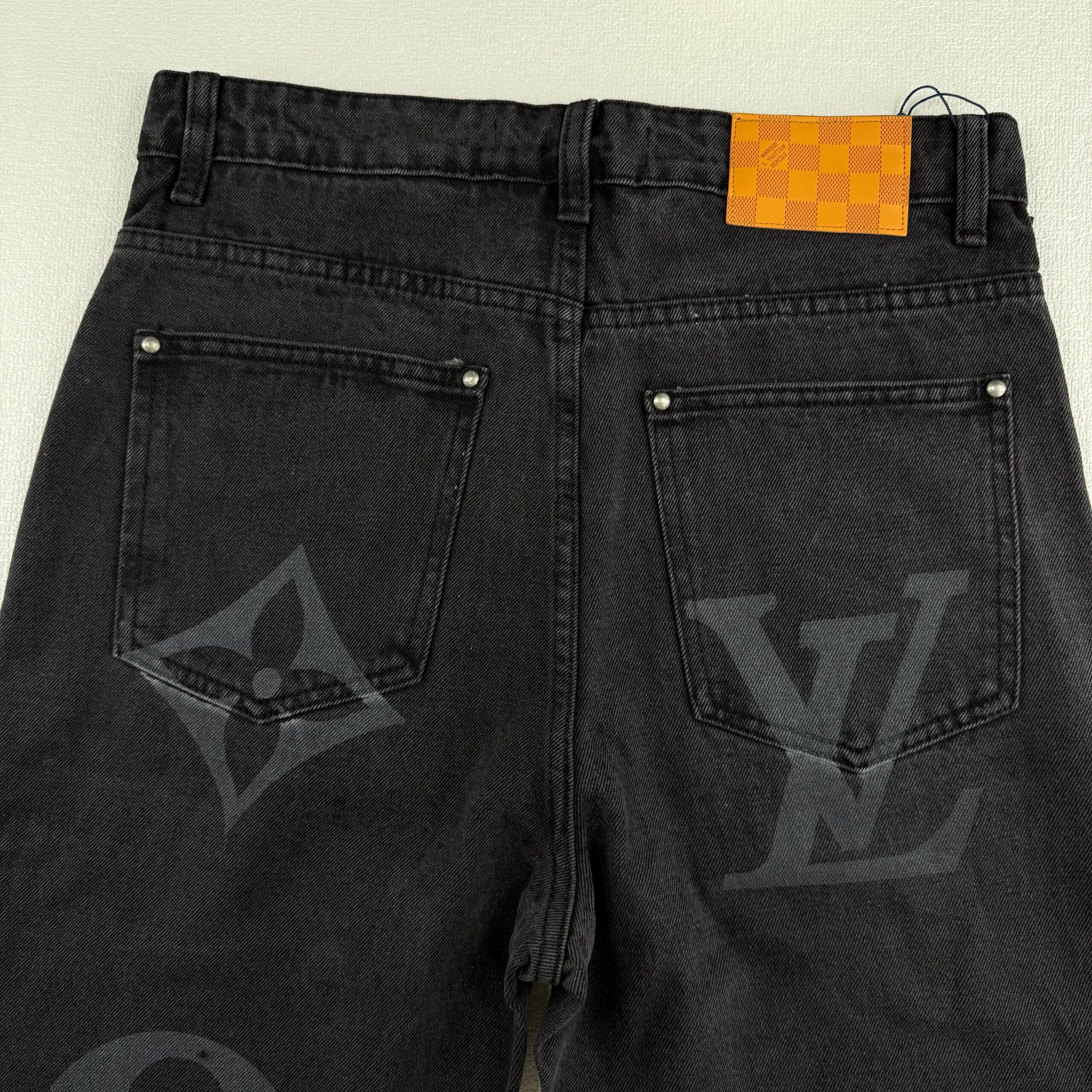 LV Jeans LV078 - Image 3