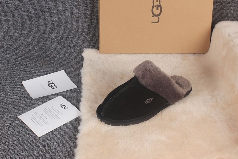 STIVALETTI IN SHEARLING - Image 19
