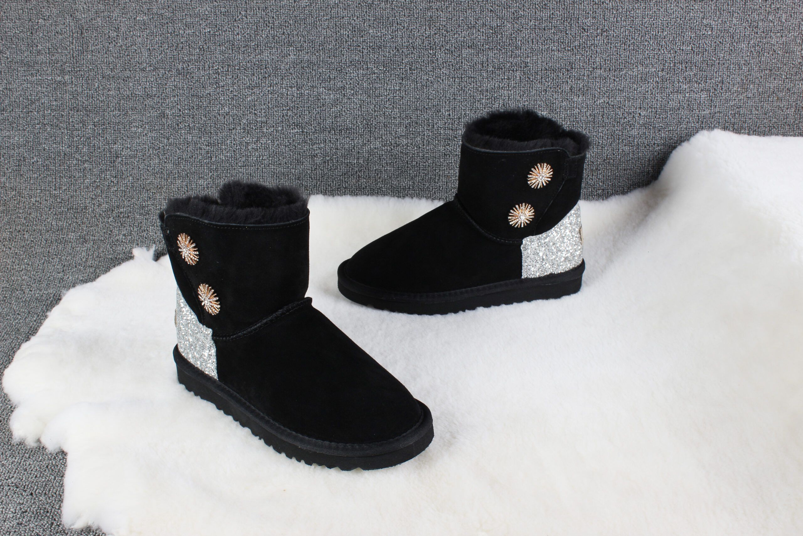 STIVALETTI IN SHEARLING - Image 20