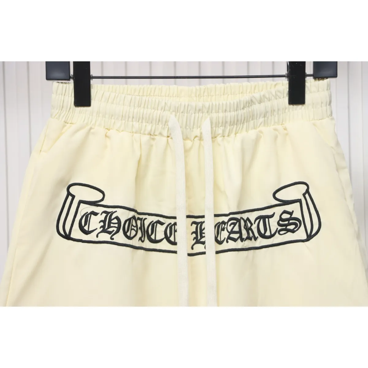 CHRM HRTS Sanskrit Embroidery Shorts Cream - Image 5